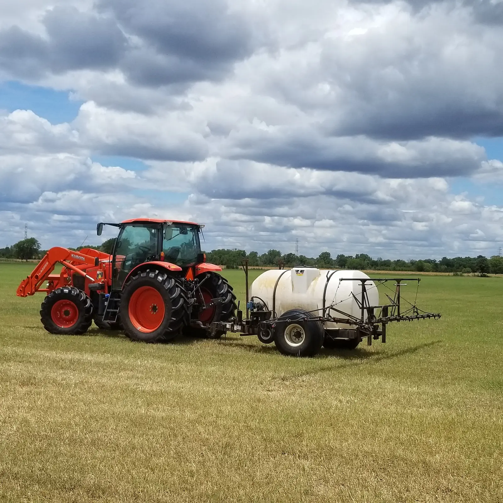CHB tractor applying liquid fertilizer